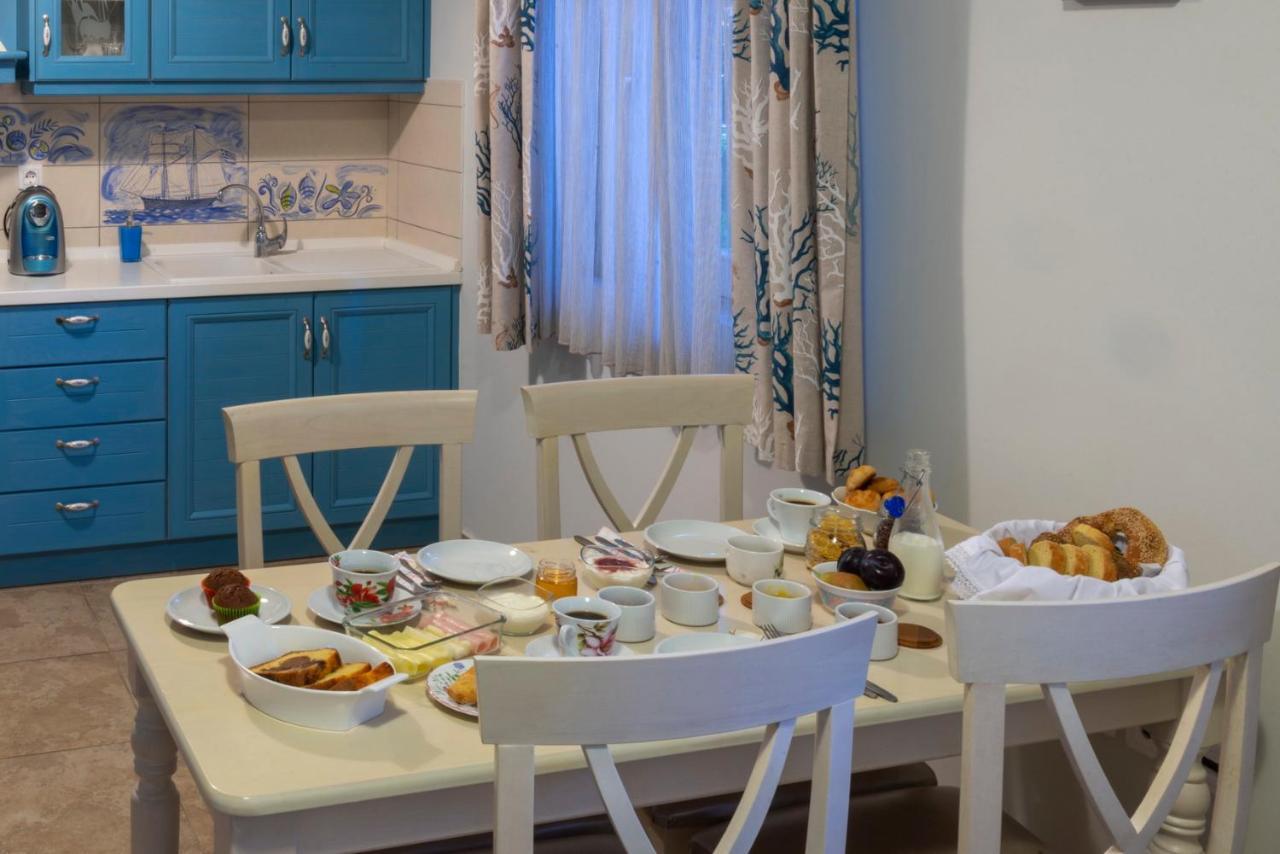 Nautilus Luxury Suites Galaxidi Екстер'єр фото