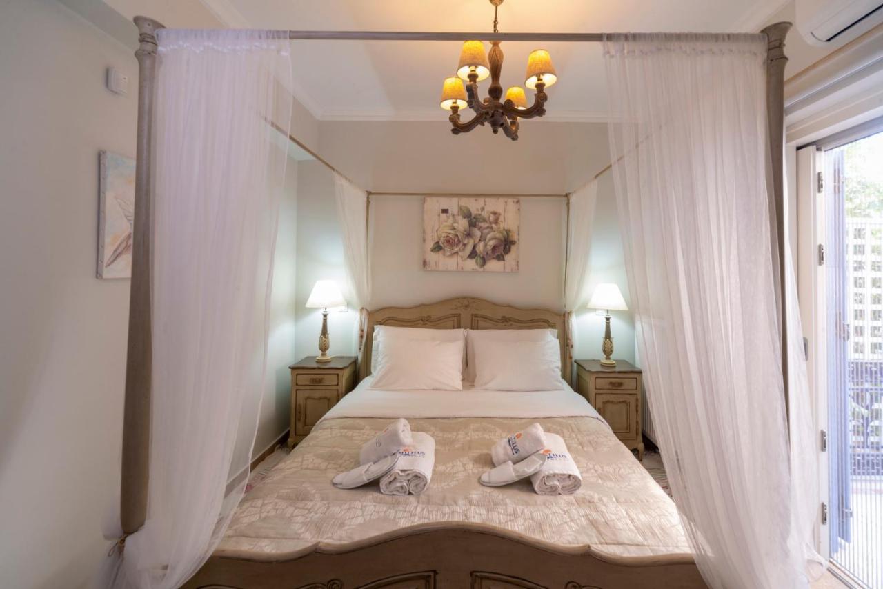 Nautilus Luxury Suites Galaxidi Екстер'єр фото