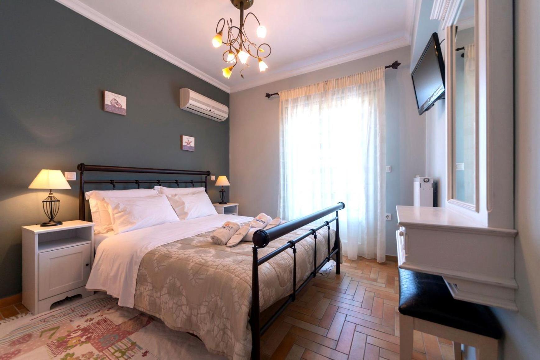 Nautilus Luxury Suites Galaxidi Екстер'єр фото