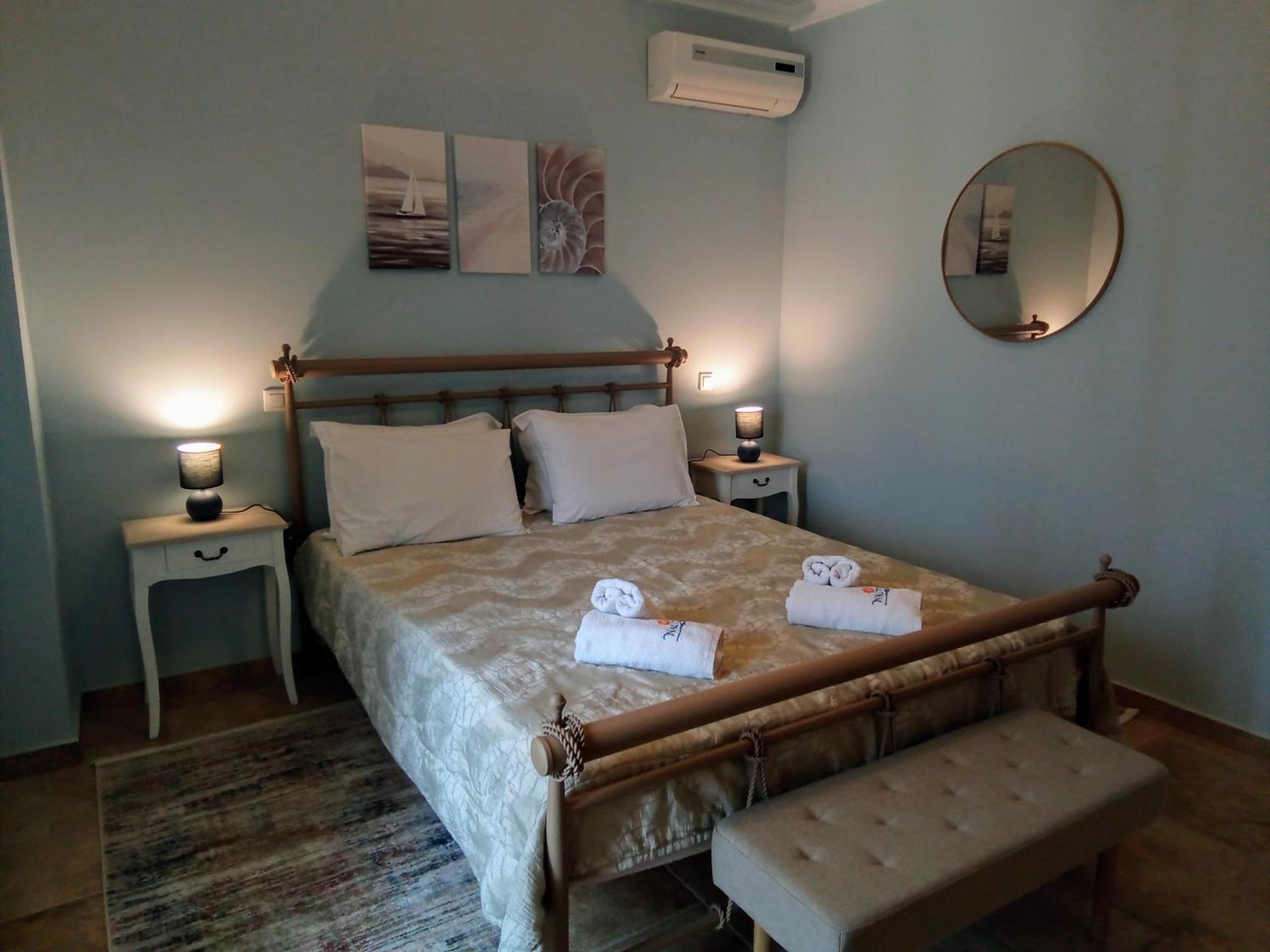 Nautilus Luxury Suites Galaxidi Номер фото